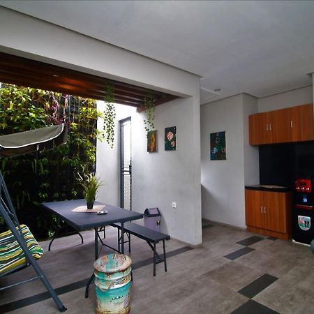 Bale Resident Hostel Jakarta Ngoại thất bức ảnh