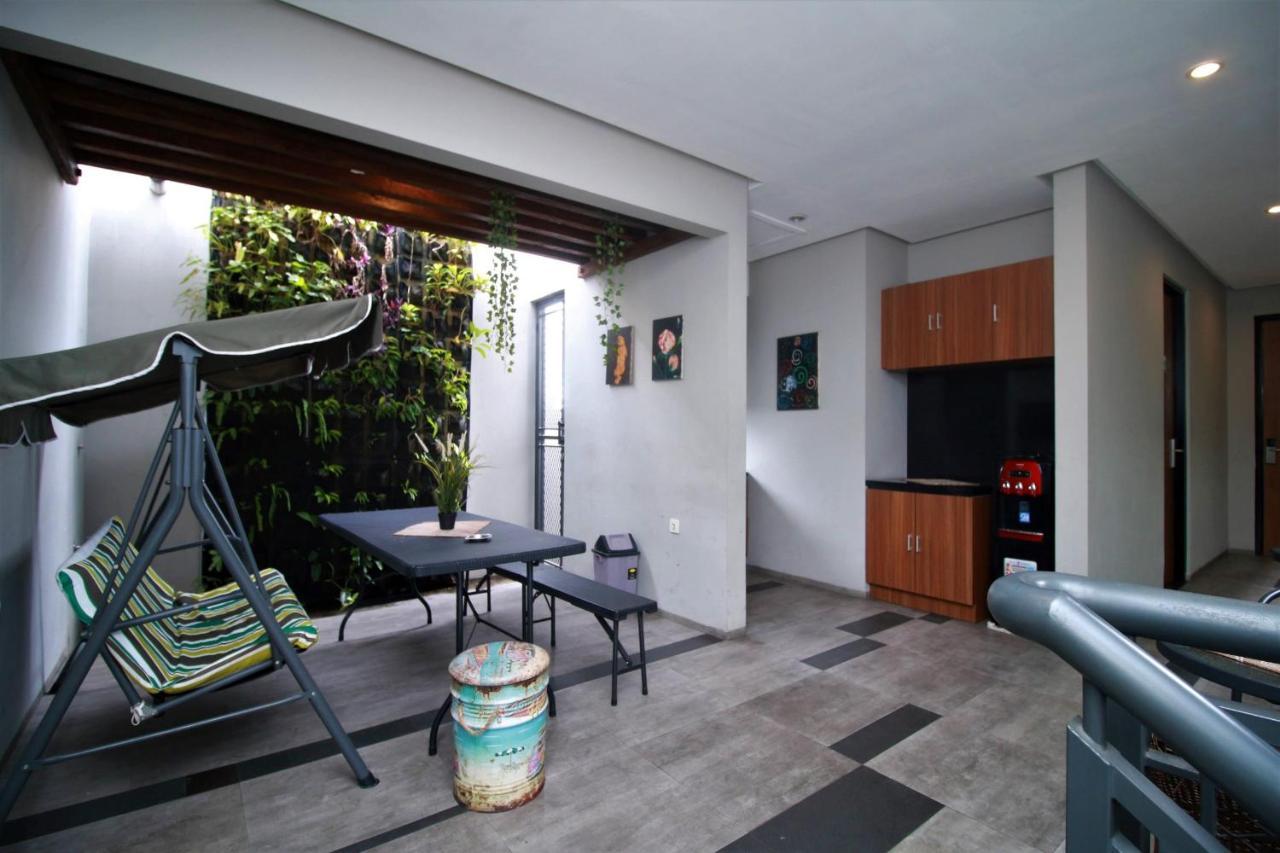 Bale Resident Hostel Jakarta Ngoại thất bức ảnh